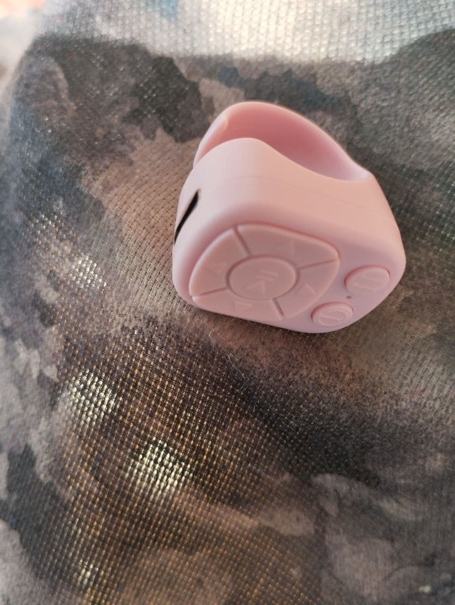 Bague téléphone rose pale — visuel 2